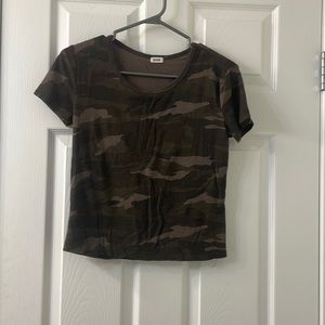 Green camo t shirt